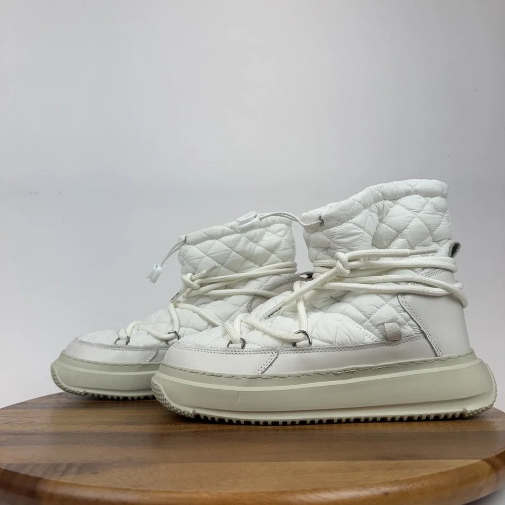 New Womens Pajar Gravita‎ Ivory Quilted Nylon Lined Platform Snow Boots Size 8.5